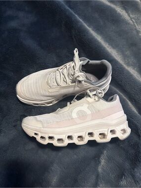 On Running Cloudmonster Void Sz 8